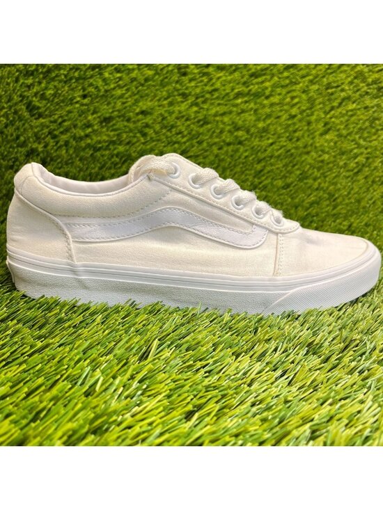 VANS Shoes - Vans Old Skool Low Womens Size 7.5 White Athletic Skateboard Shoes Sneakers